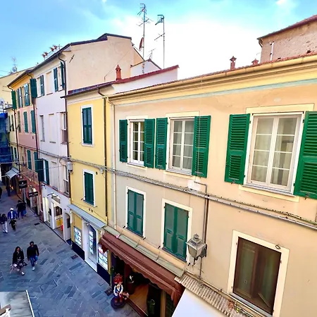 アパート Victoria House - Dal Budello Al Mare *