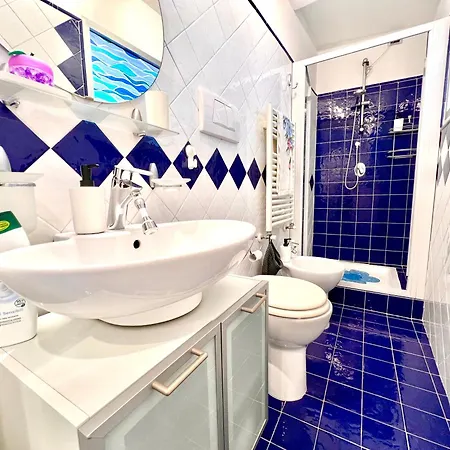 Victoria House - Dal Budello Al Mare Daire Alassio