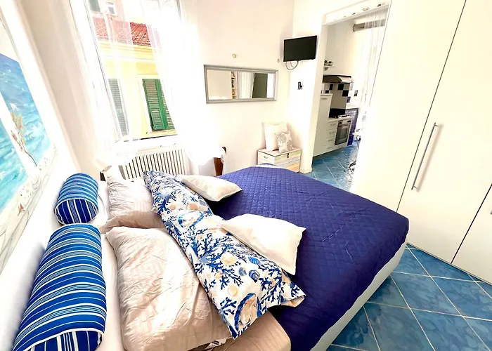 Victoria House - Dal Budello Al Mare *
